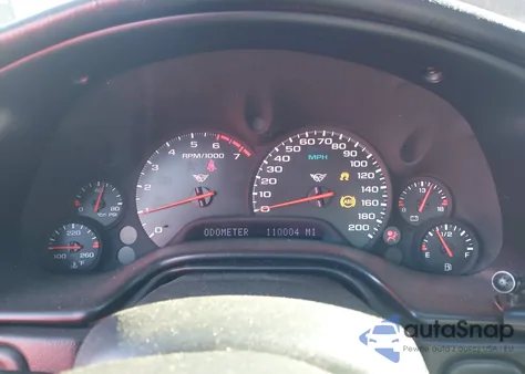 2001 Chevrolet Corvette из США, поврежденный, VIN 1G1YY32G015128761